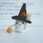 Handmade Crochet Ghost Plush – Cute Halloween Amigurumi with Witch Hat – Small Spooky Decor - Image 4